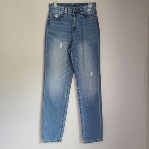 BDG Mom Jean High Rise Distressed Denim Sz 27 Straight Leg Light Wash